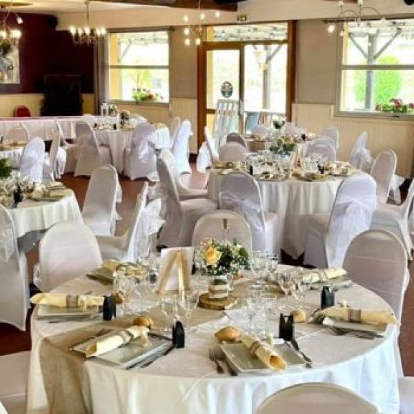 mariage-au-royam-savenay-2-1-puwhgiplitkp38nprcfzv550xfe3sxqr3kot9vk0q4